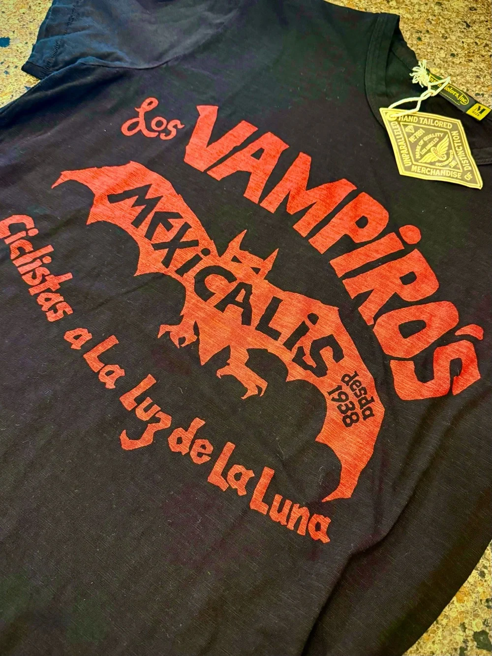 Johnson Motors “Los Vampiro’s” vintage slub tee. NWT - Picture 2 of 3